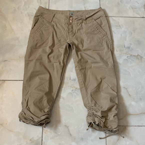 American Rag capris - Picture 3 of 5
